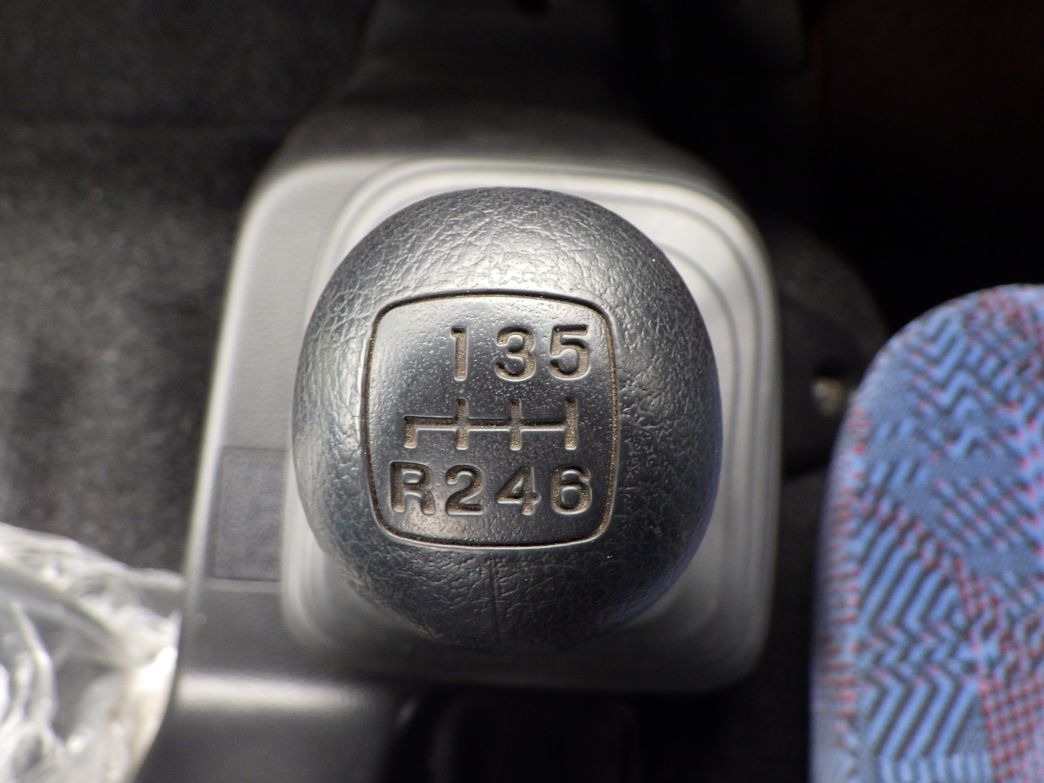 MT6速です。|日野 レンジャー TKG-GC7JKAAの写真27