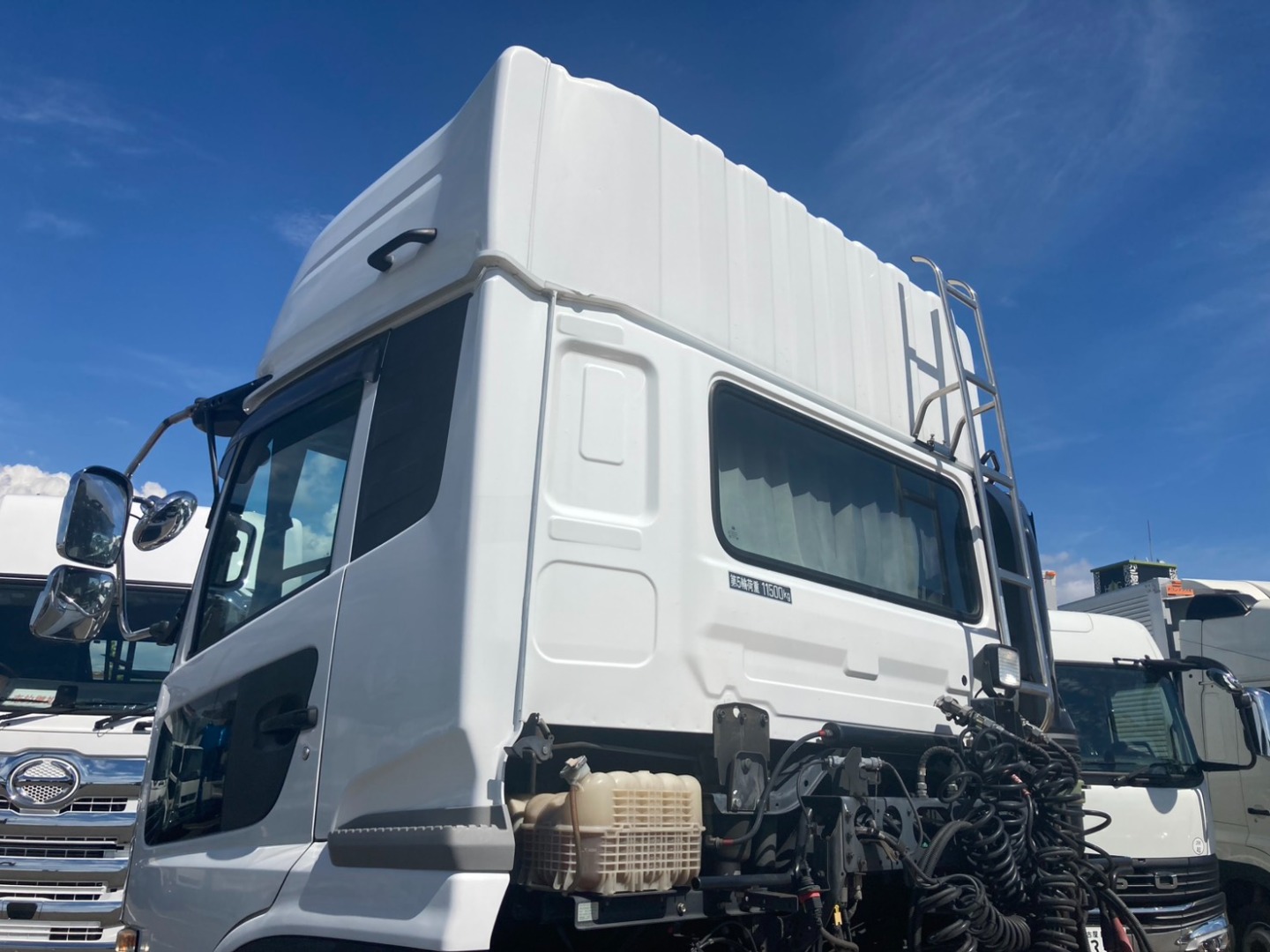 キャブバックの状態です。|UDトラックス クオン 2RG-GK5DAD(2WD)の写真26
