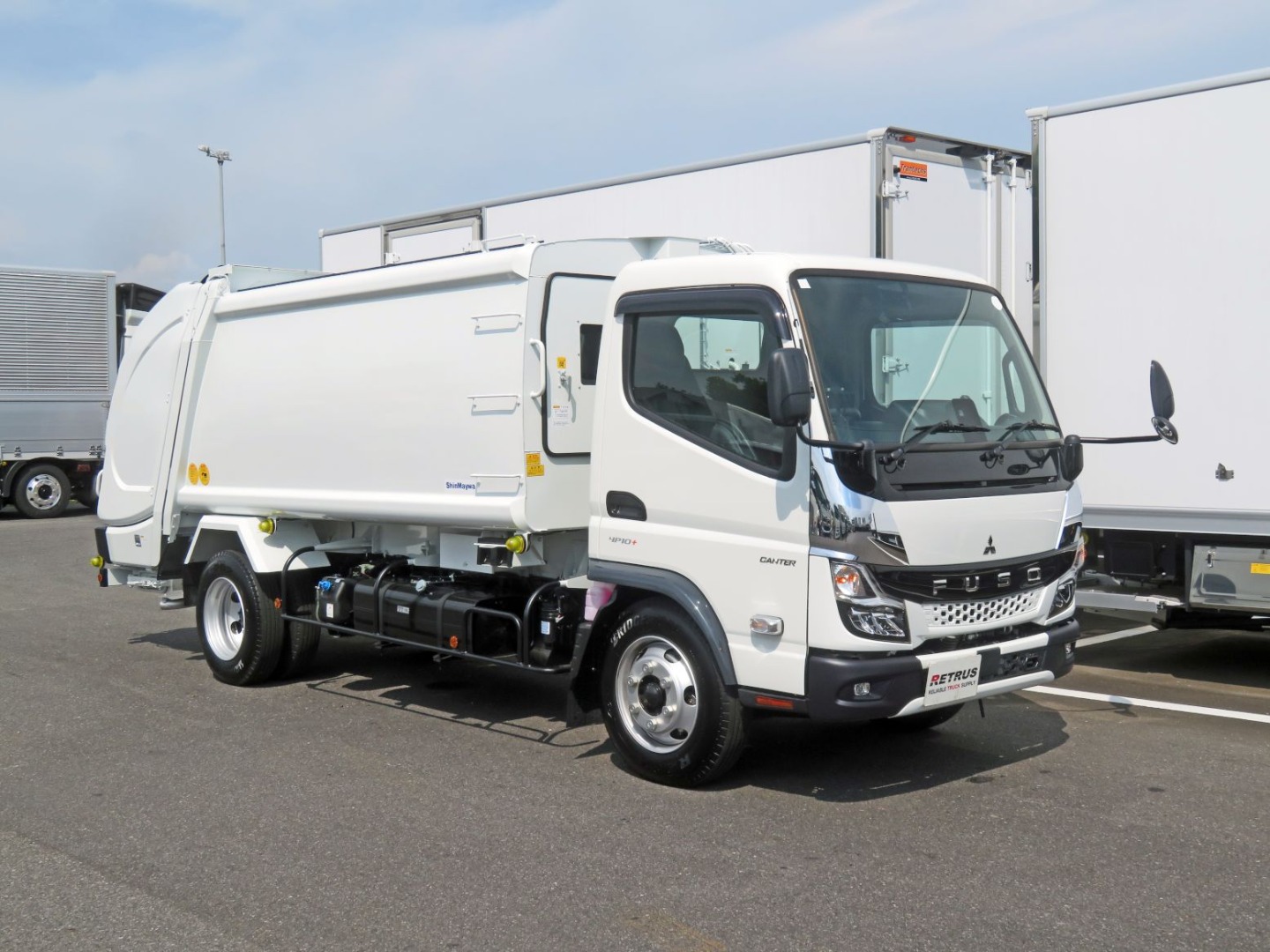 三菱 キャンター 2PG-FEA80(2WD)の写真2