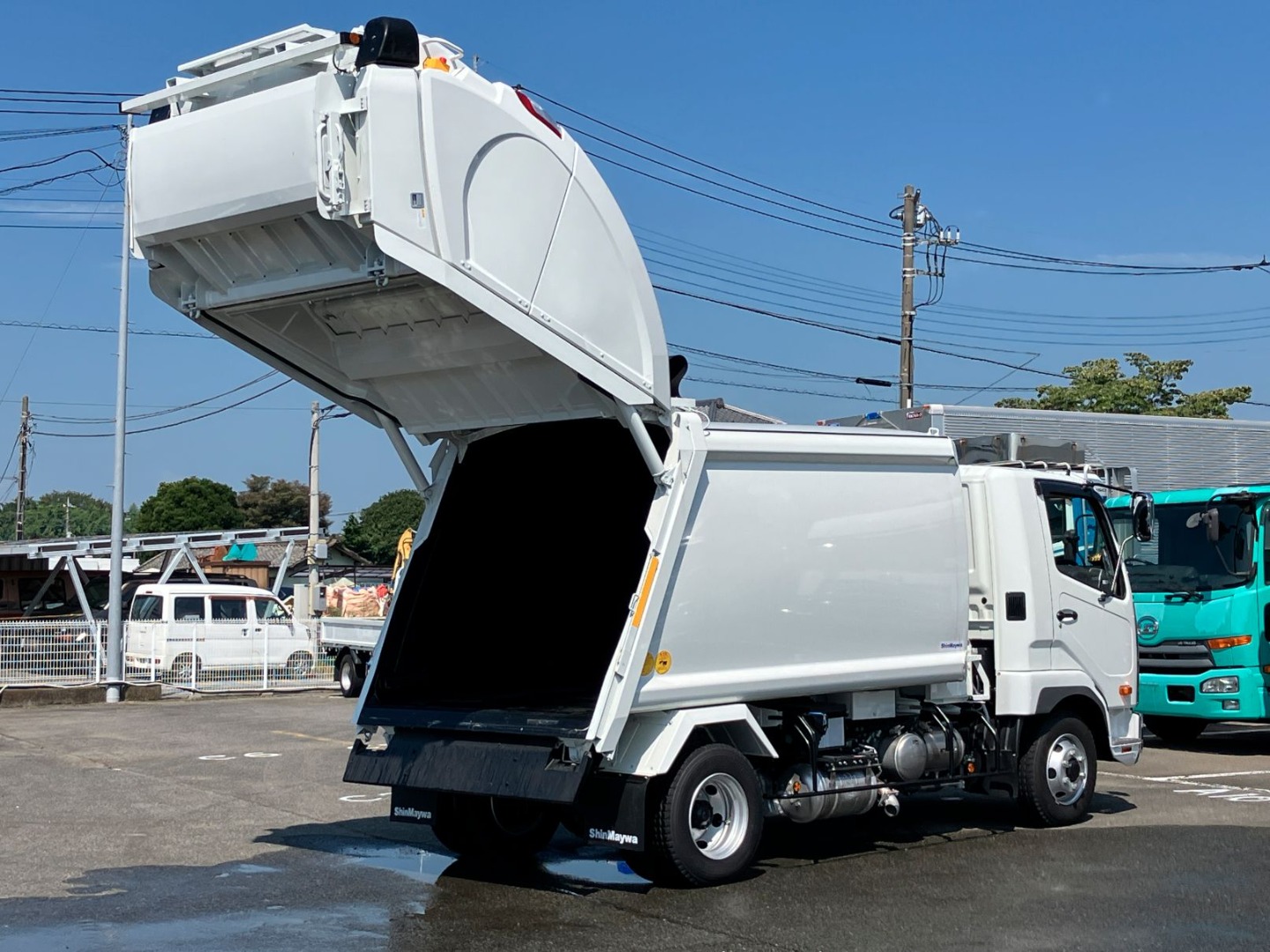 三菱 ファイター 2KG-FK72F(2WD)の写真4