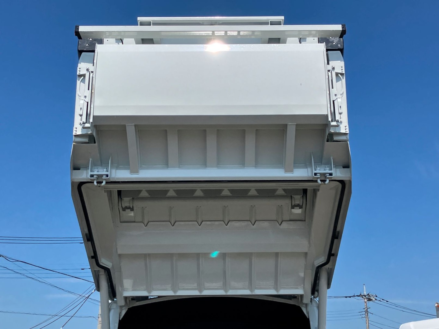 汚水タンク裏側の状態です。|三菱 ファイター 2KG-FK72F(2WD)の写真13
