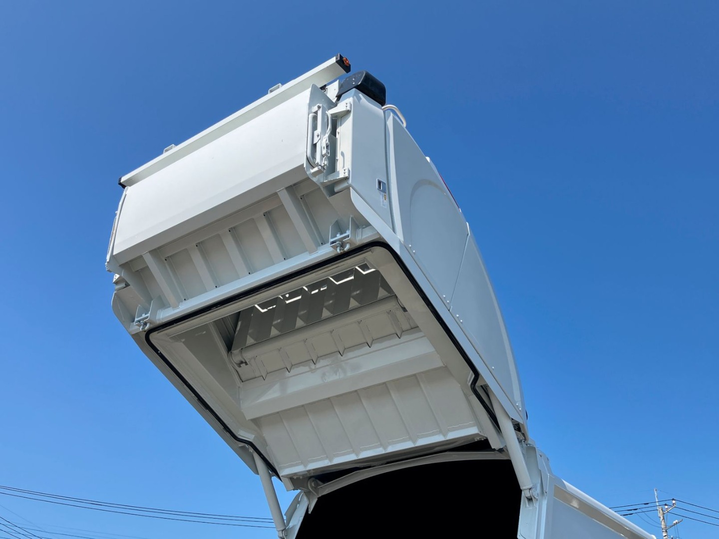 ホッパーの状態です。|三菱 ファイター 2KG-FK72F(2WD)の写真14