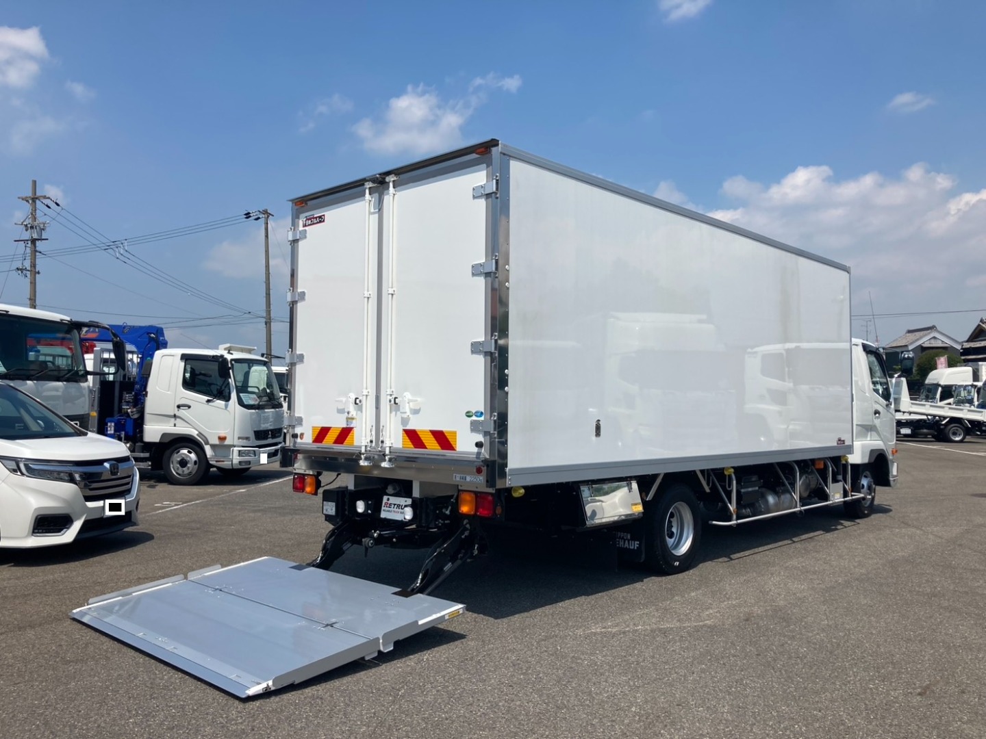 三菱 ファイター 2KG-FK65F(2WD)の写真4