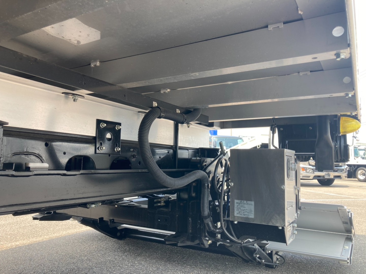 シャーシとネタの状態です。|三菱 ファイター 2KG-FK65F(2WD)の写真8