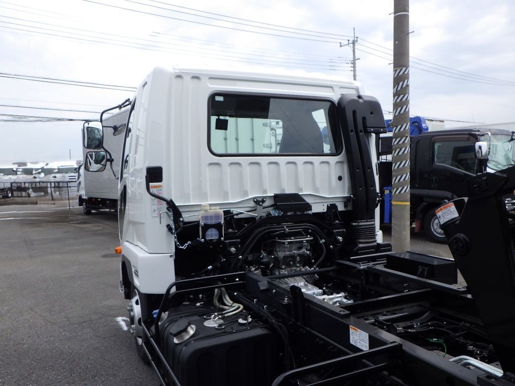 三菱 ファイター 2KG-FK62F(2WD)の写真29