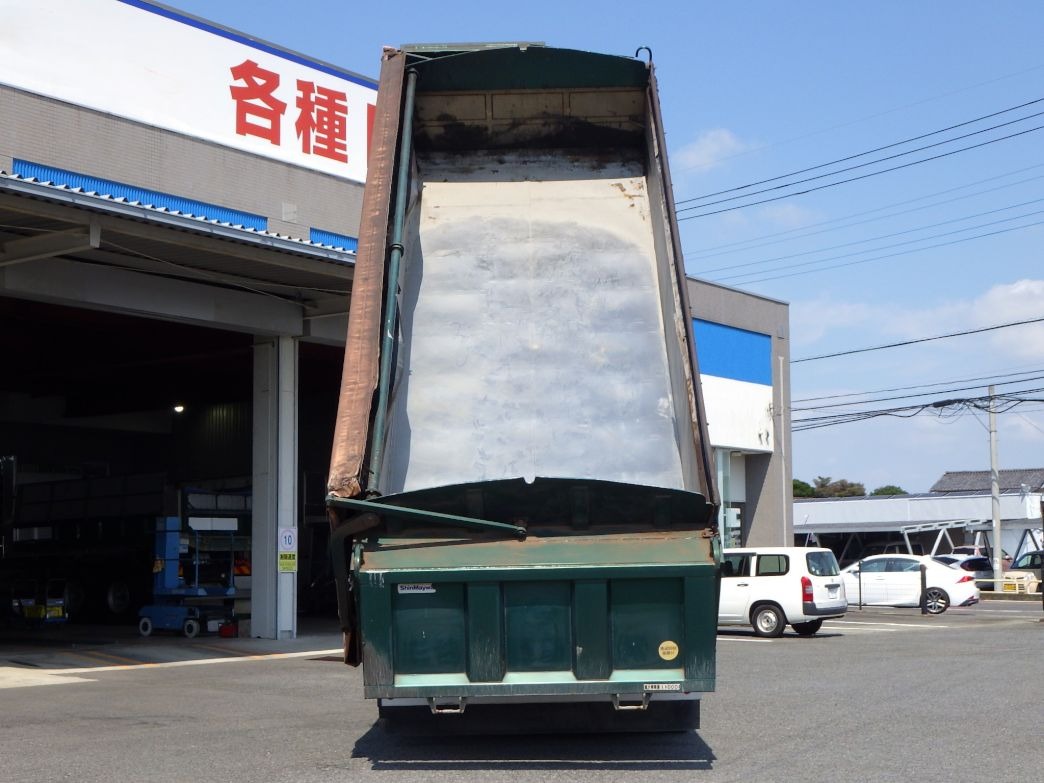 UDトラックス クオン QKG-CD5YLの写真8
