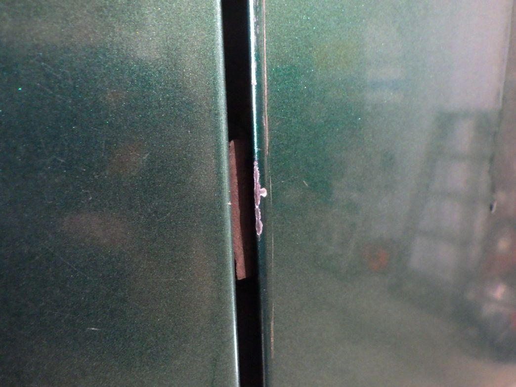 運転席側ドアにキズがあります。|UDトラックス クオン QKG-CD5YLの写真23