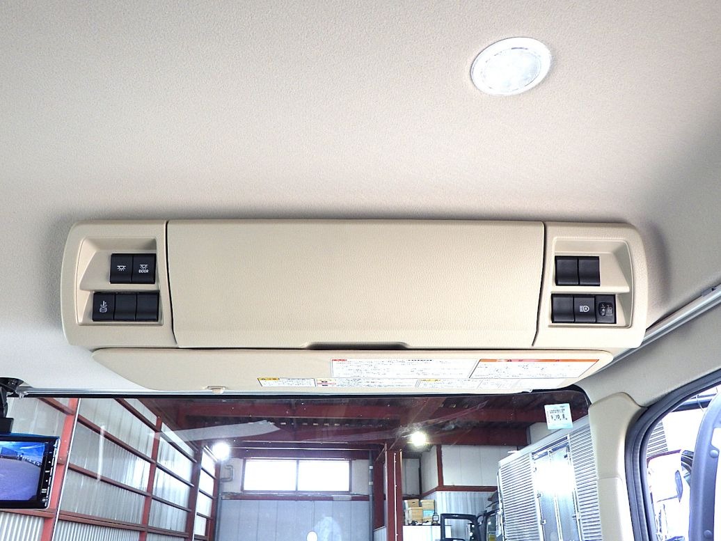 日野 レンジャー 2KG-FD2ABA(2WD)の写真27