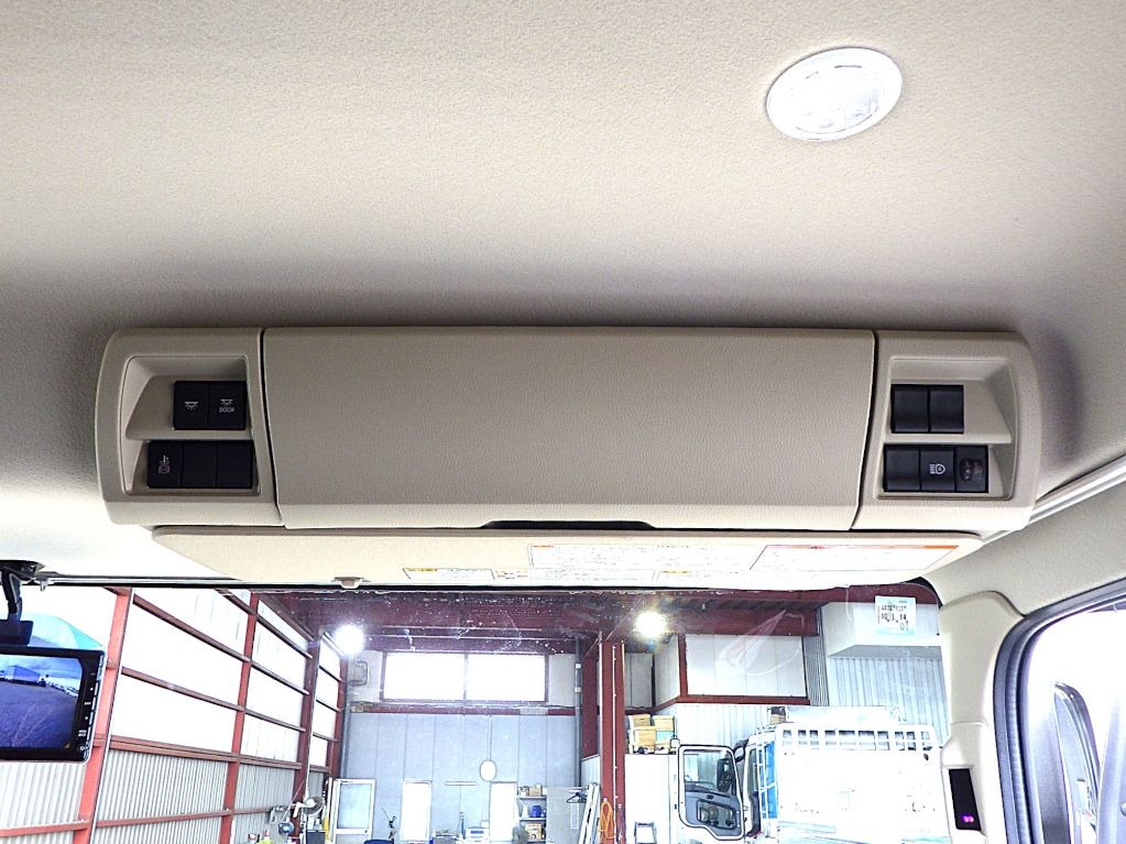日野 レンジャー 2PG-FD2ABA(2WD)の写真21