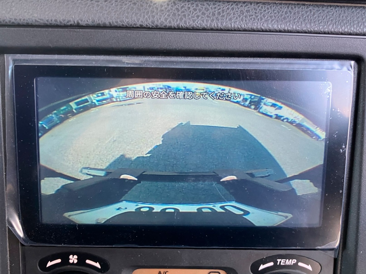 オーディオ一体型バックモニター付きです。|いすゞ ギガ 2RG-CXZ77DTの写真32