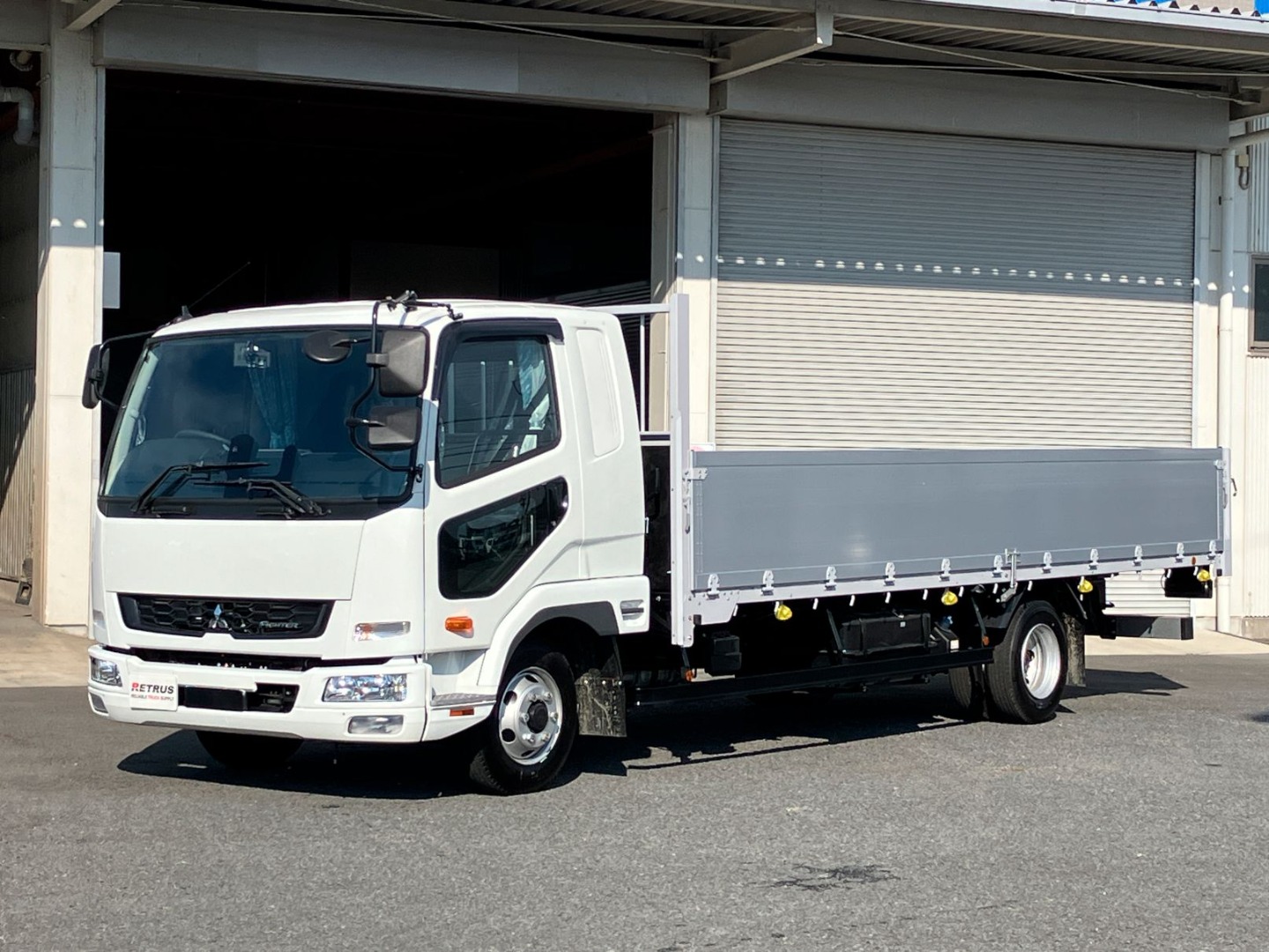 三菱 ファイター 2KG-FK62F(2WD)の写真1