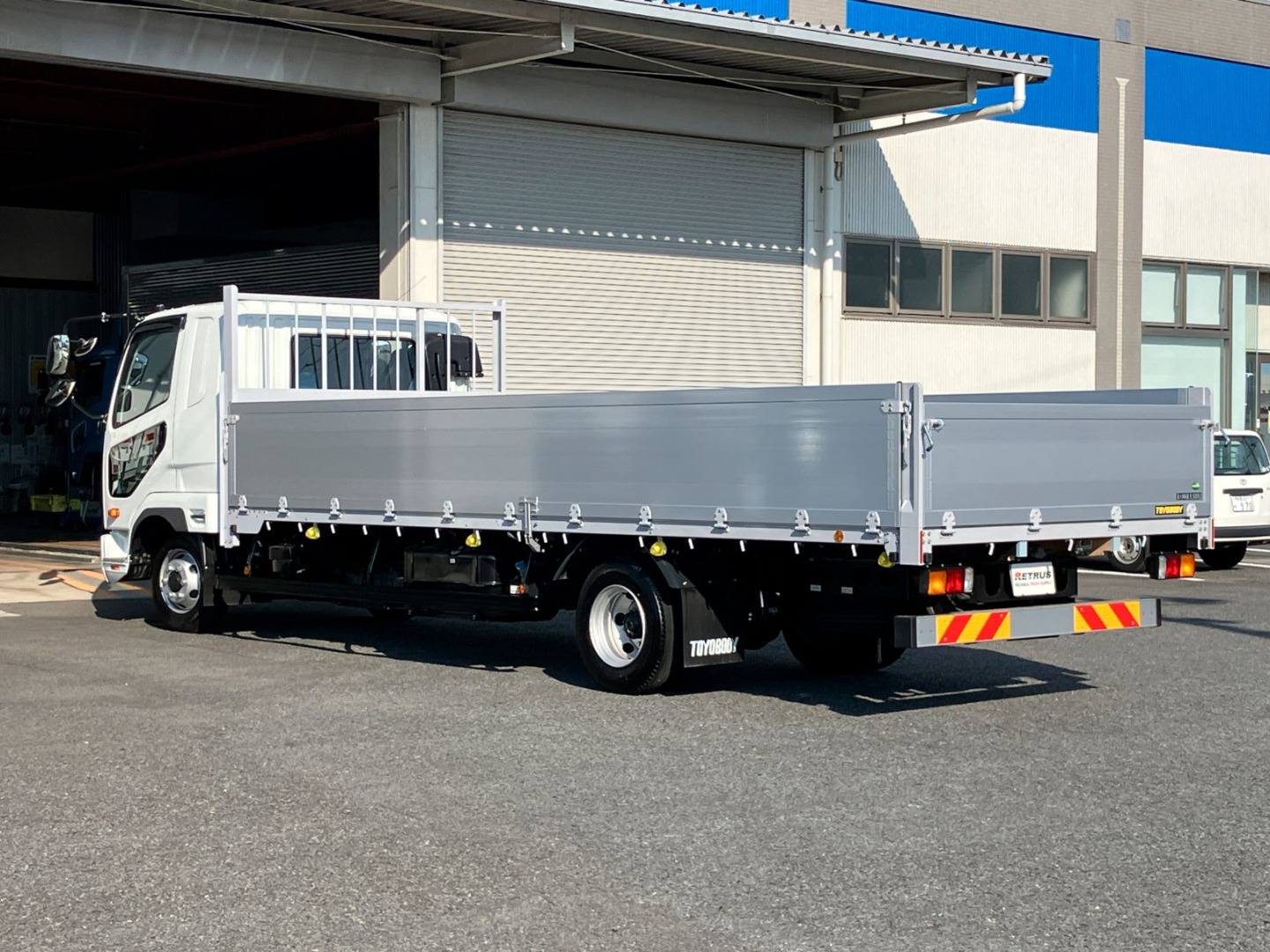 三菱 ファイター 2KG-FK62F(2WD)の写真3