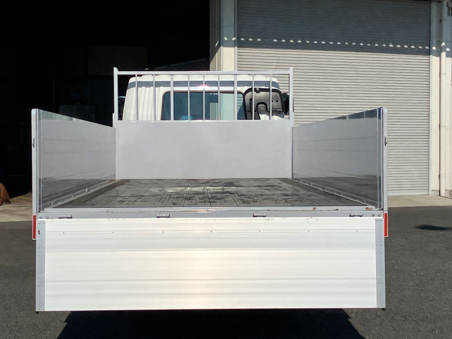 三菱 ファイター 2KG-FK62F(2WD)の写真8
