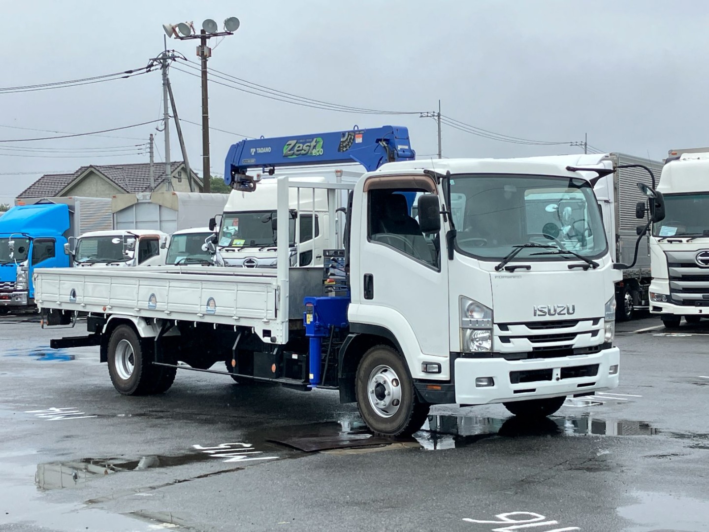 いすゞ フォワード TKG-FRR90S1(2WD)の写真2