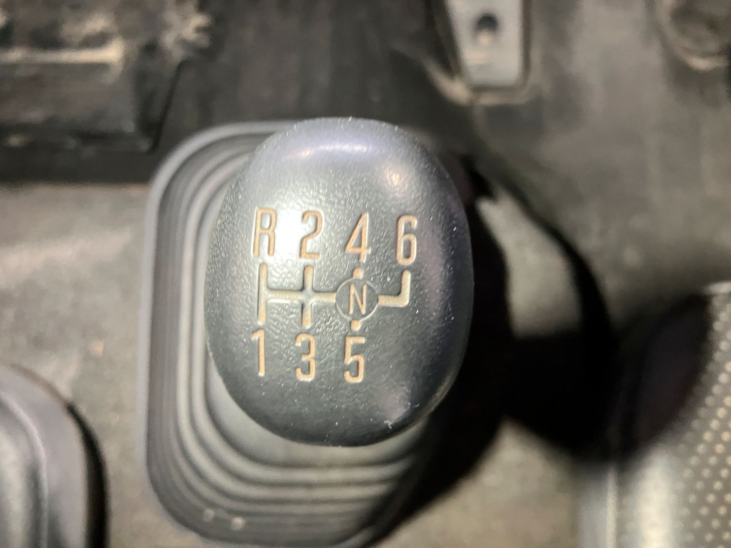 いすゞ フォワード TKG-FRR90S1(2WD)の写真14