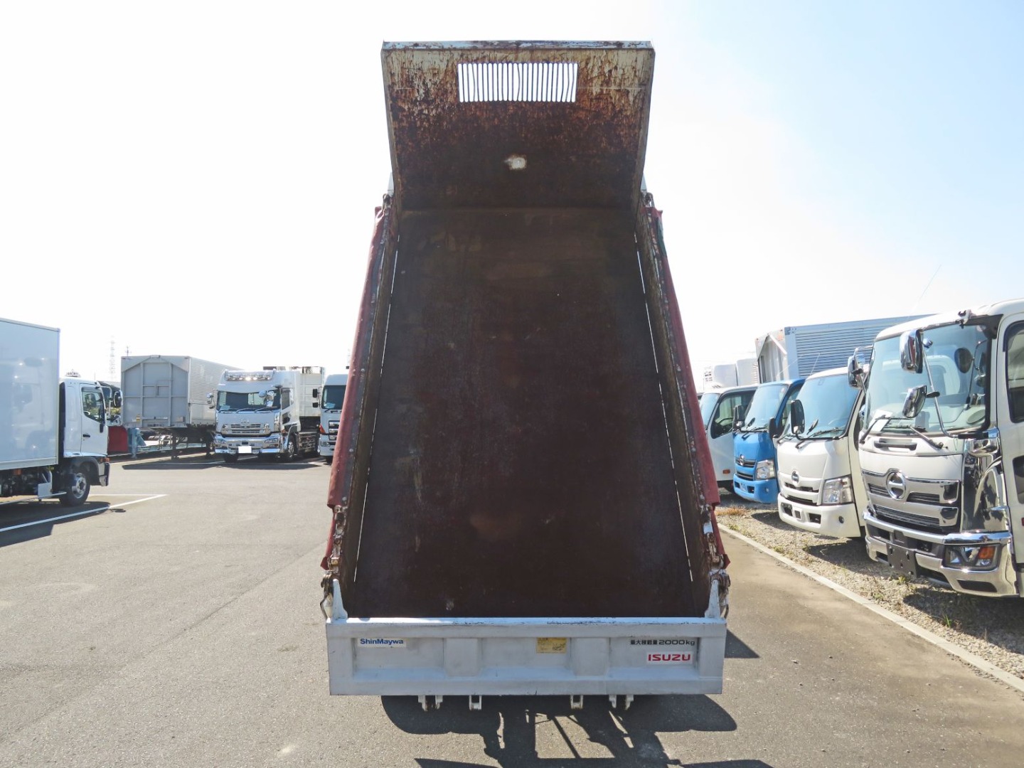 いすゞ エルフ TPG-NJR85AN(2WD)の写真8