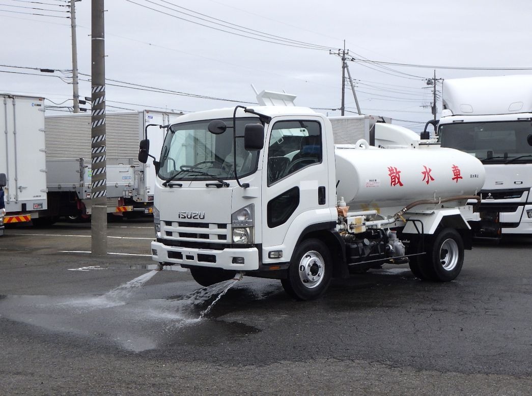 いすゞ フォワード PKG-FRR90S1(2WD)の写真1