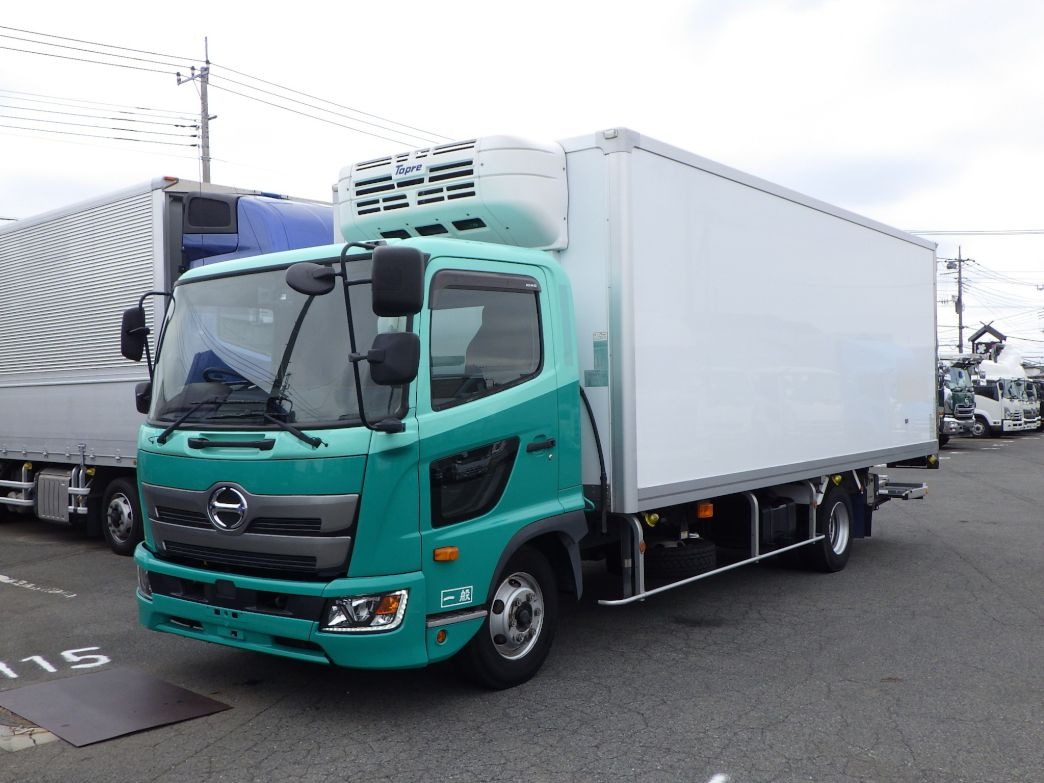 日野 レンジャー 2KG-FC2ABA(2WD)の写真1