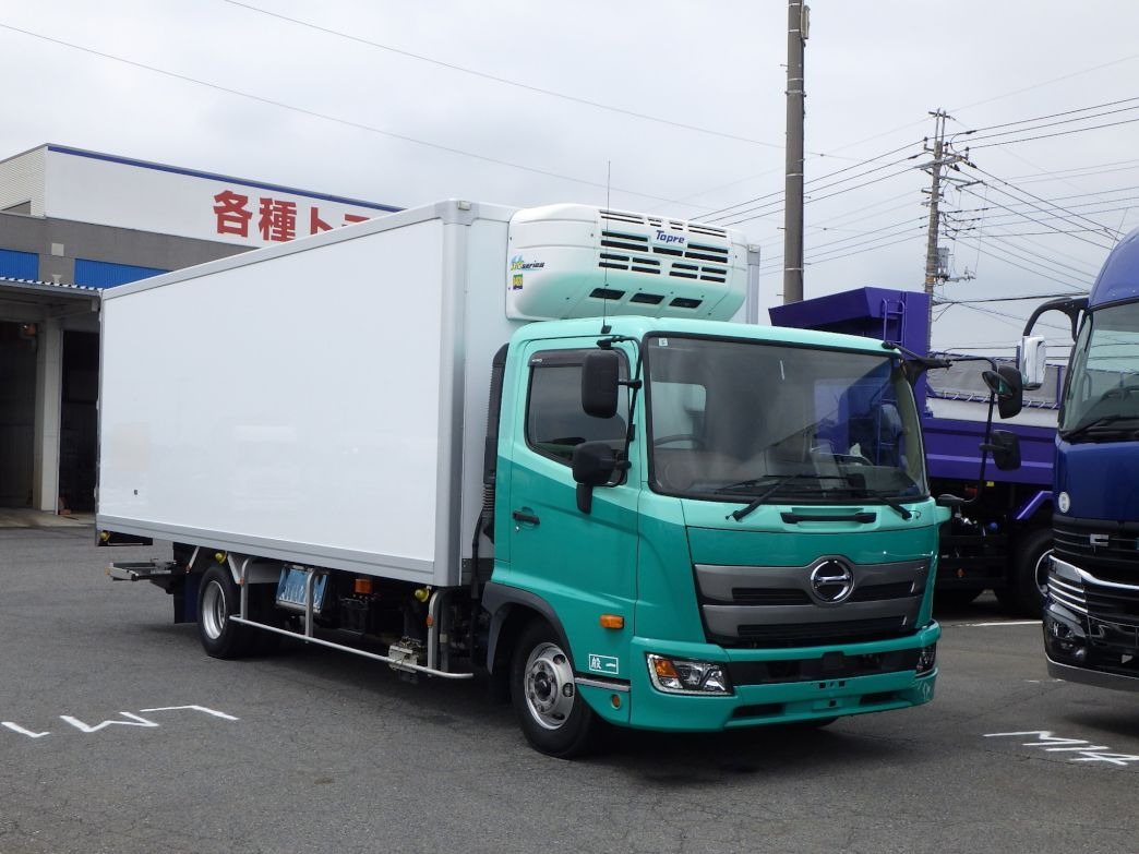 日野 レンジャー 2KG-FC2ABA(2WD)の写真2
