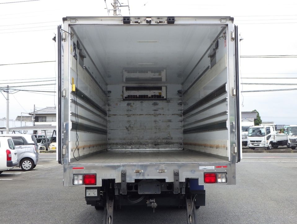 日野 レンジャー 2KG-FC2ABA(2WD)の写真9