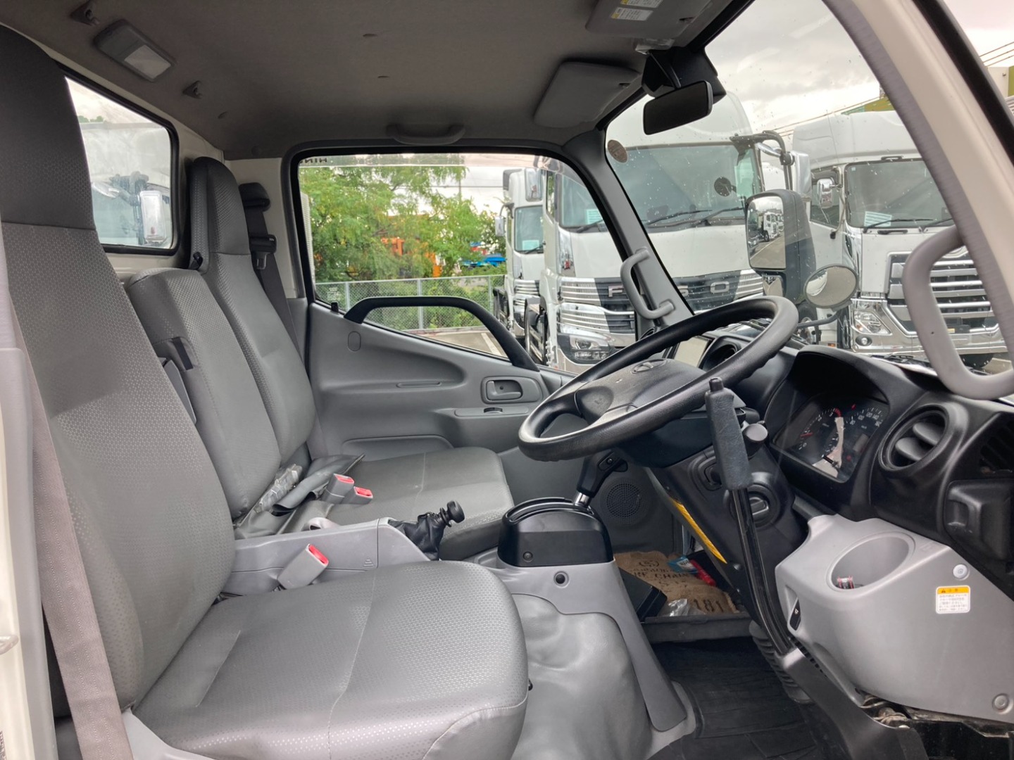 日野 デュトロ TPG-XZC610T(2WD)の写真8