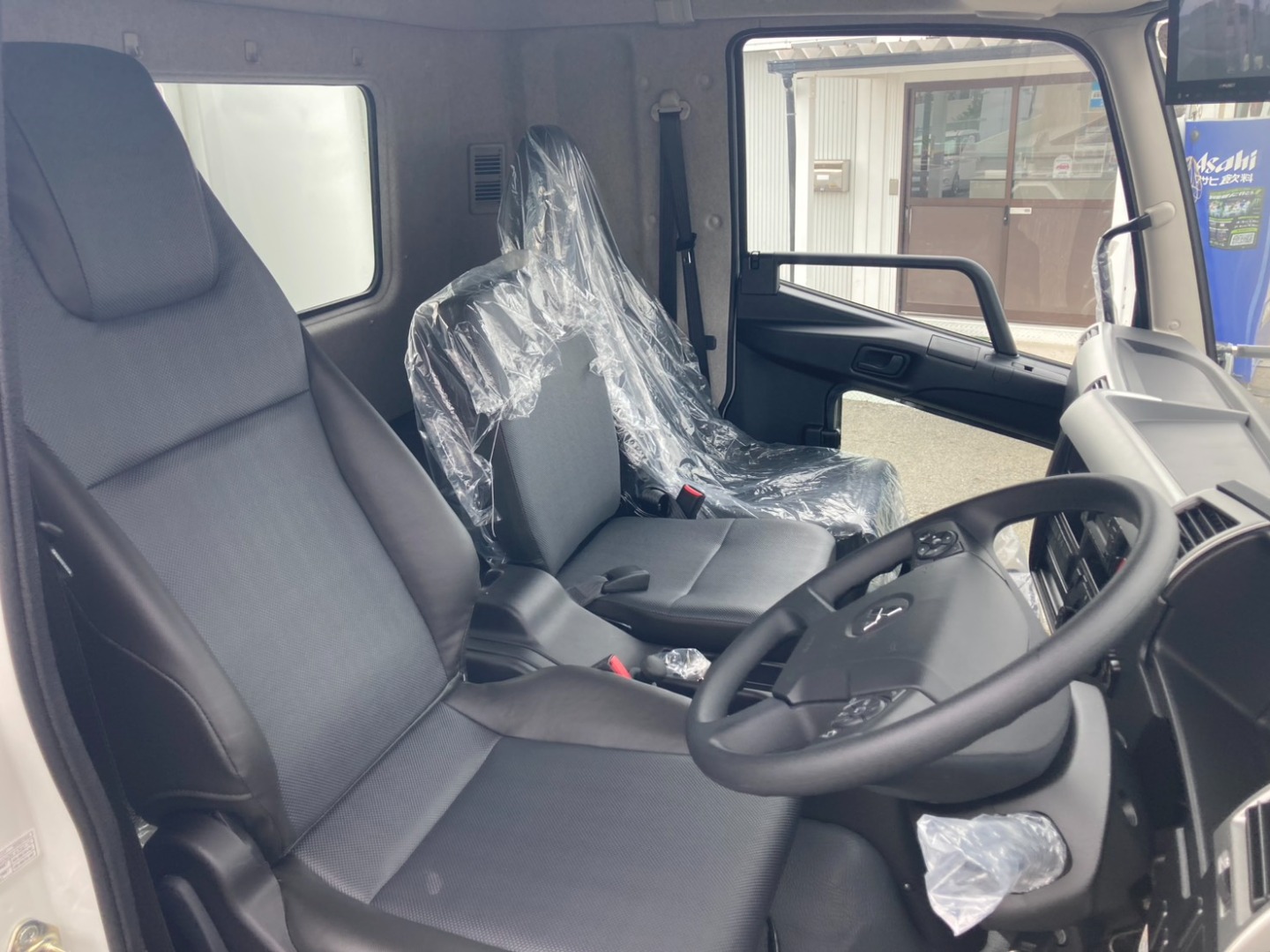 三菱 ファイター 2KG-FK62F(2WD)の写真10
