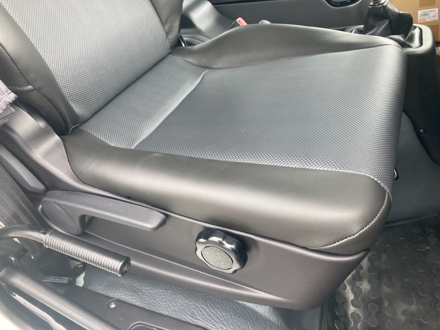 三菱 ファイター 2KG-FK72F(2WD)の写真10