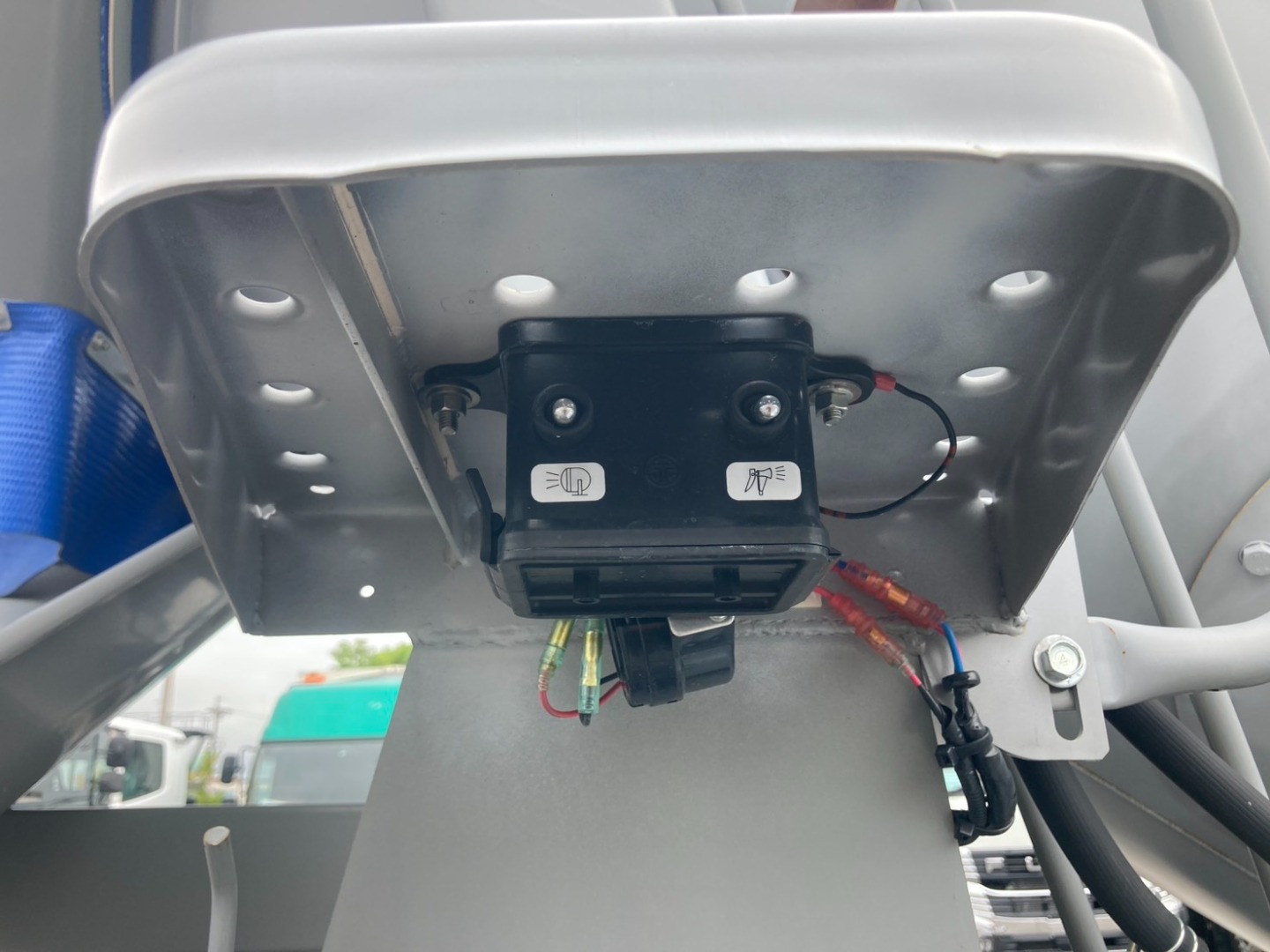 三菱 ファイター 2KG-FK72F(2WD)の写真32