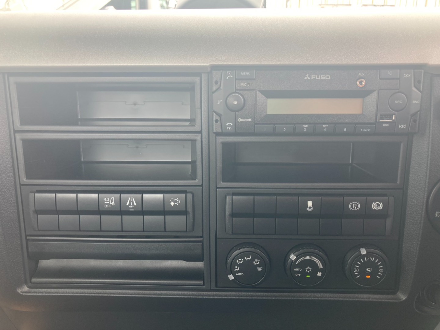 三菱 ファイター 2KG-FK72F(2WD)の写真43