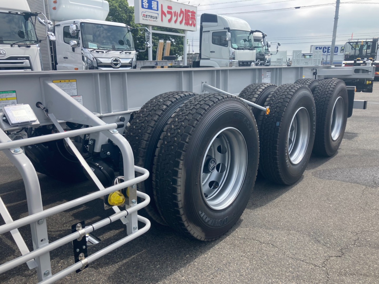 左タイヤの状態です。|トレクス  CTB34004改の写真28
