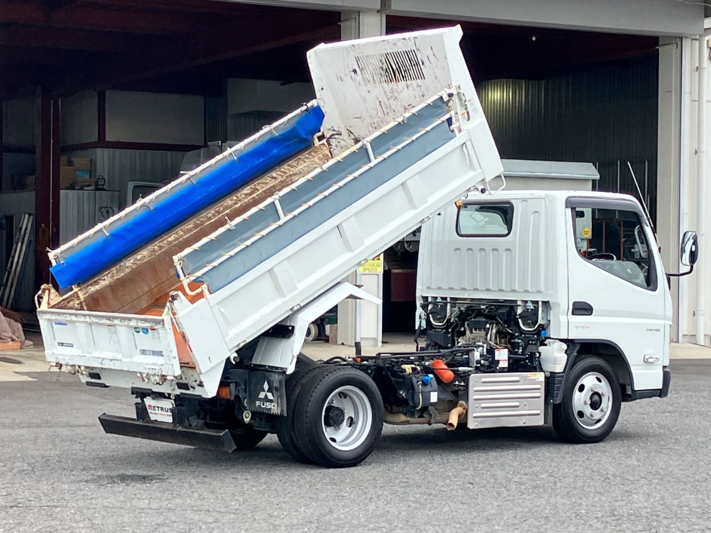 三菱 キャンター 2RG-FBA60(2WD)の写真4