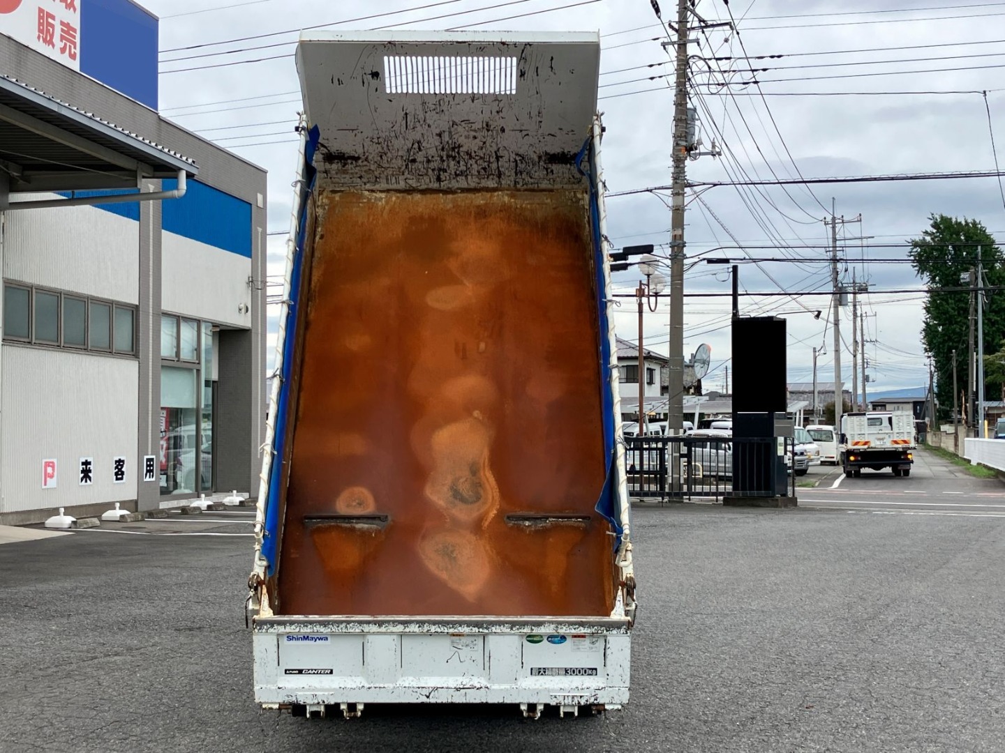 荷台全体の状態です。|三菱 キャンター 2RG-FBA60(2WD)の写真9