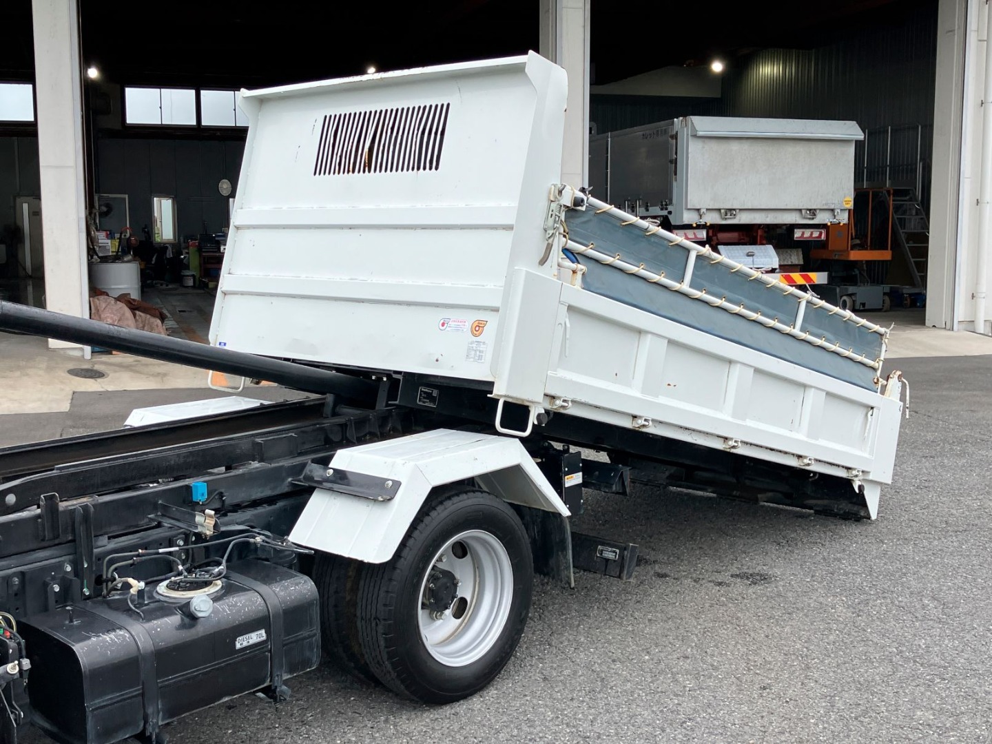 ボデーをスライドした状態です。|三菱 キャンター 2RG-FBA60(2WD)の写真16