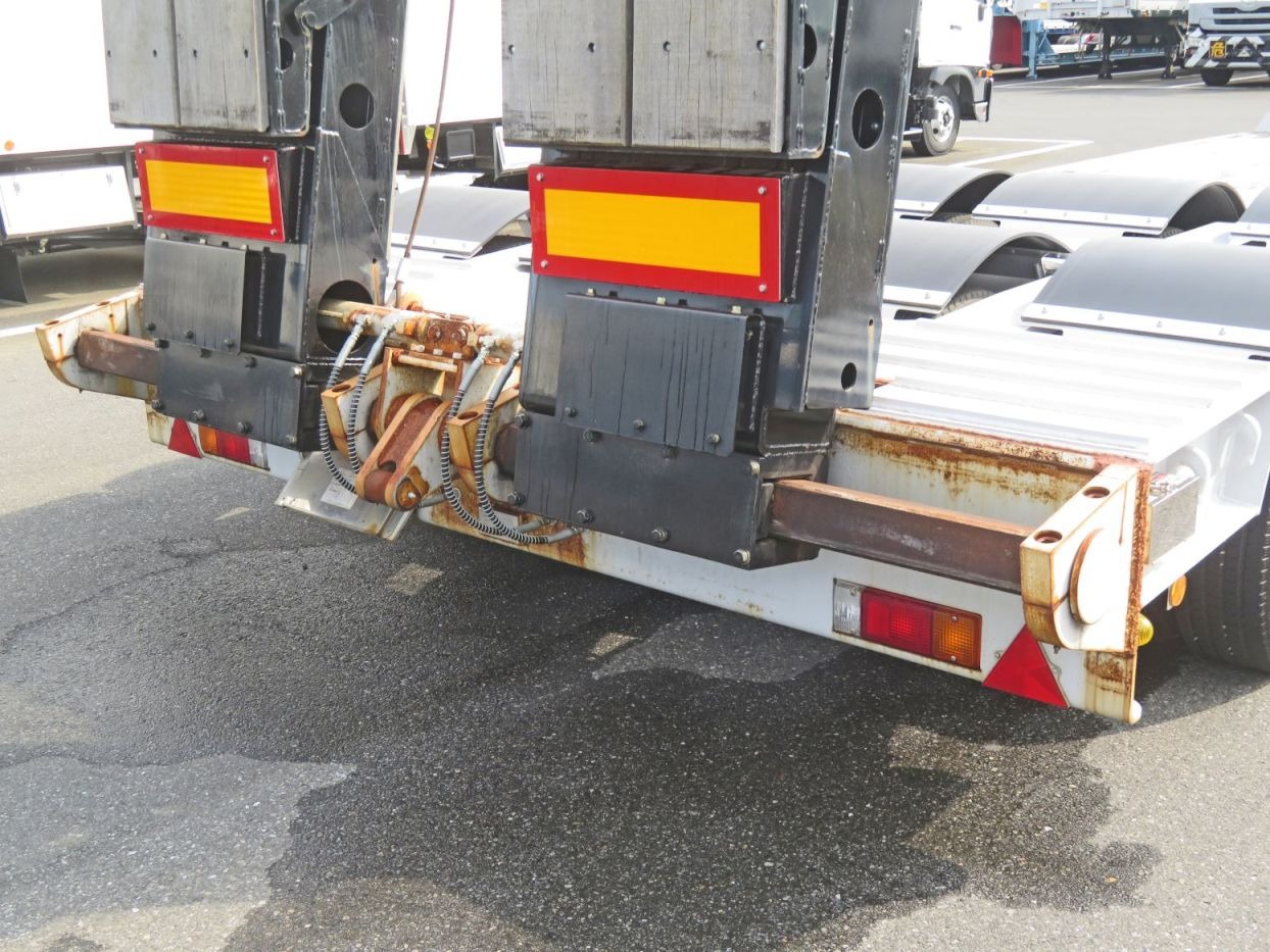 後方廻りに置きサビがあります。|トレクス PMR440BUの写真31