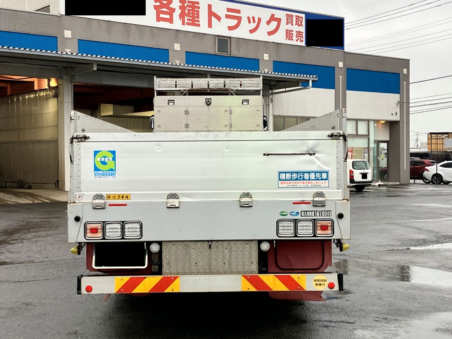 いすゞ ギガ 2PG-CYL77Cの写真8