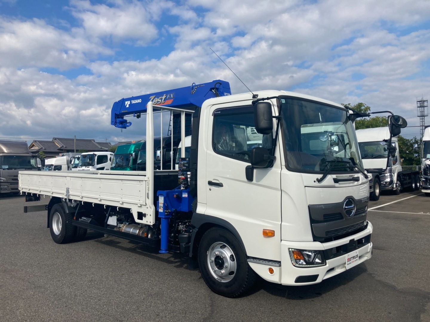 日野 レンジャー 2PG-FC2ABA(2WD)の写真2