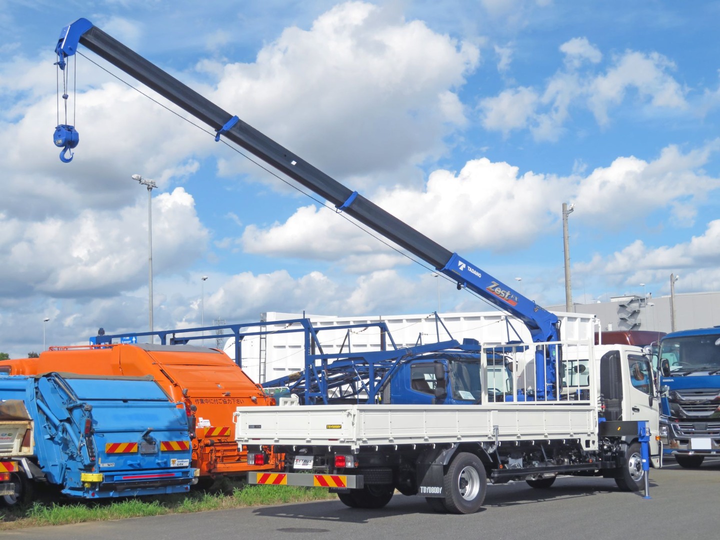 日野 レンジャー 2PG-FC2ABA(2WD)の写真4