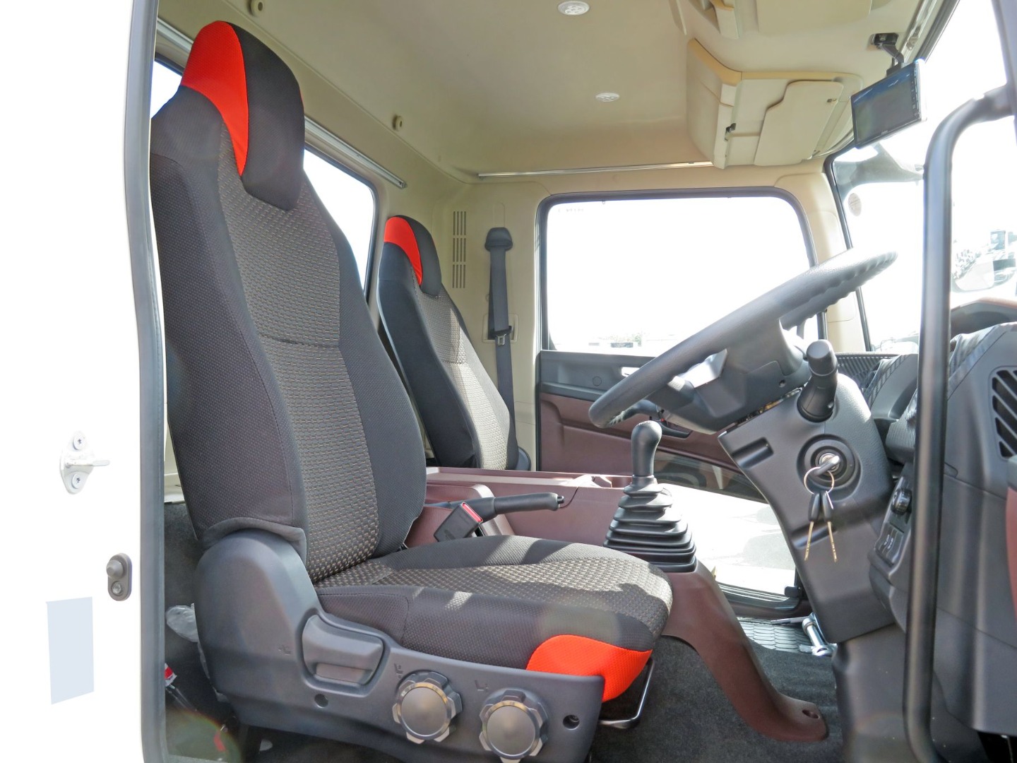 日野 レンジャー 2PG-FC2ABA(2WD)の写真6