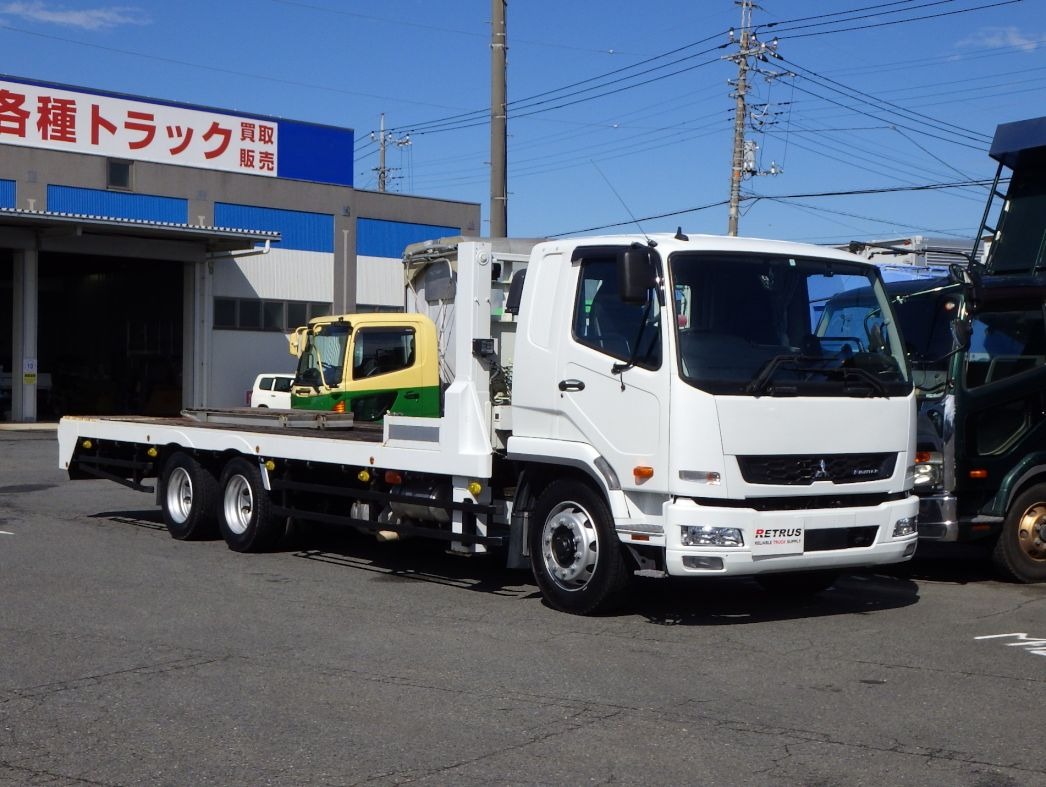 三菱 ファイター 2DG-FQ62Fの写真2