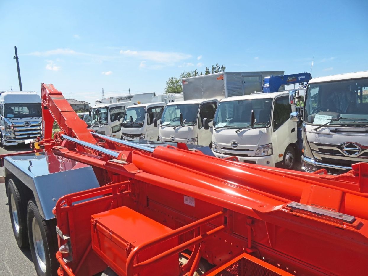 ツインシリンダーです。|日野 プロフィア 2DG-FS1EHA(6x4)の写真7