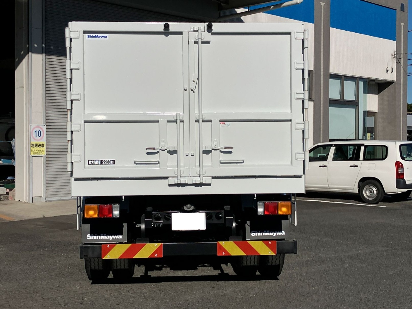 三菱 ファイター 2KG-FK72F(2WD)の写真7