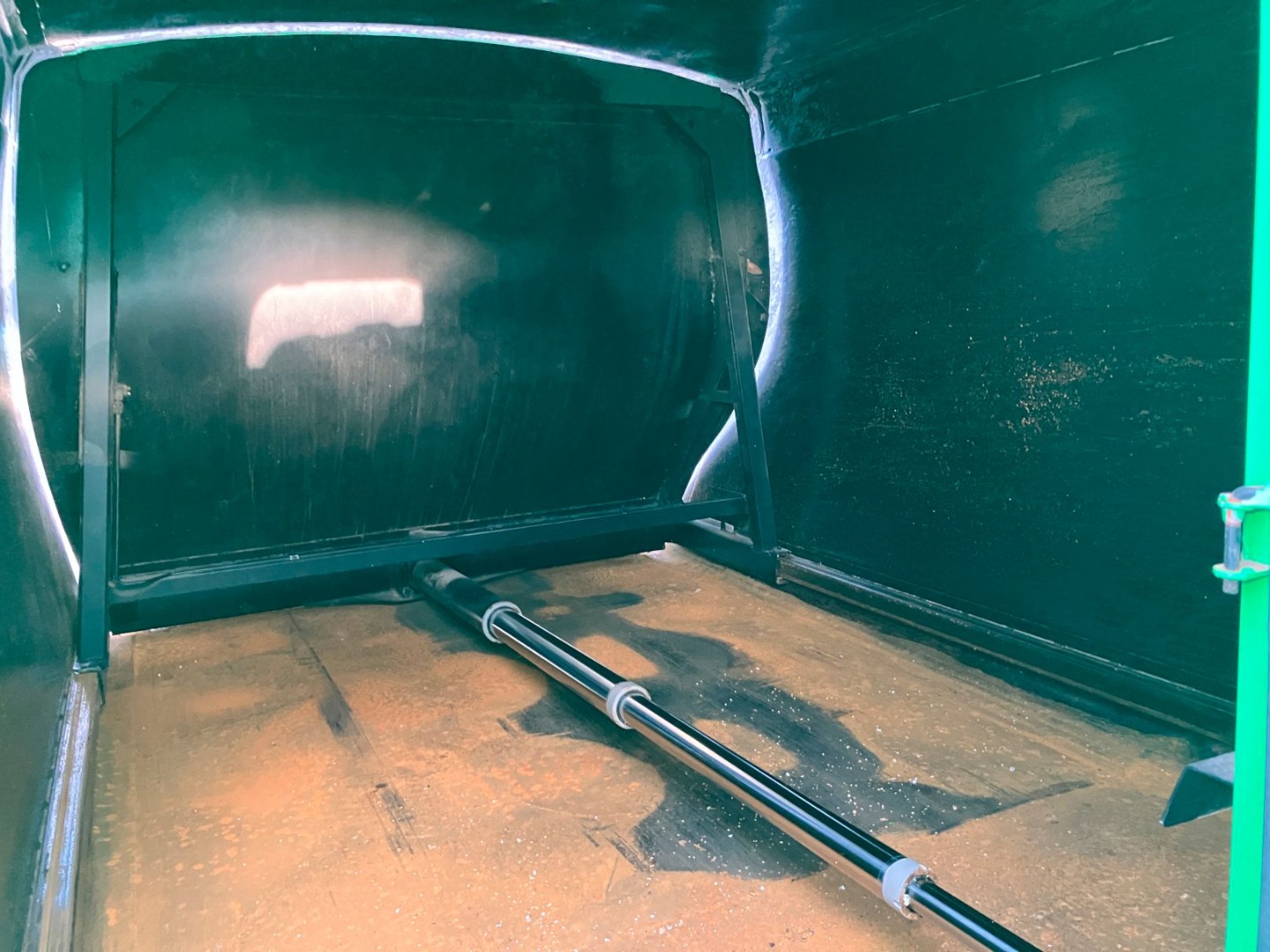 いすゞ フォワード 2PG-FRR90S2(2WD)の写真13