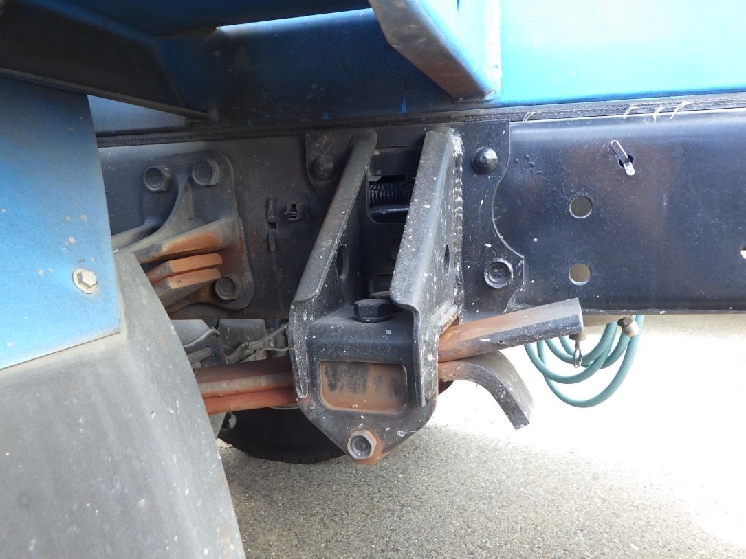 いすゞ フォワード 2PG-FRR90S1(2WD)の写真5