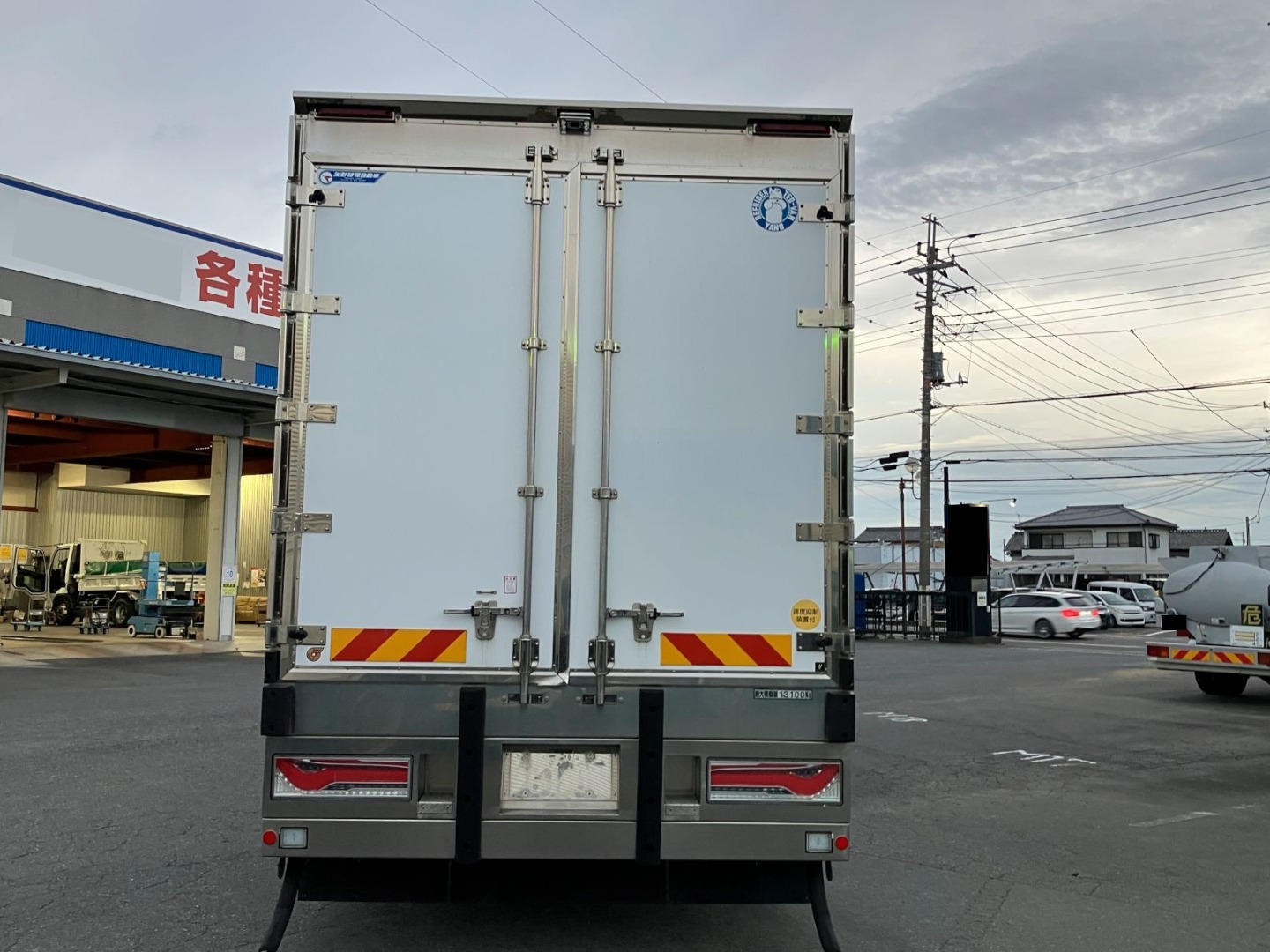 UDトラックス クオン 2PG-CD5CAの写真7