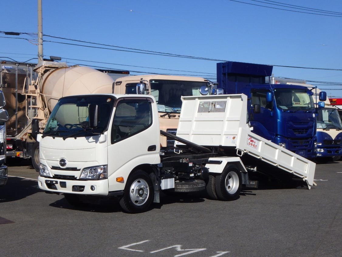 日野 デュトロ 2KG-XZU600T(2WD)の写真1