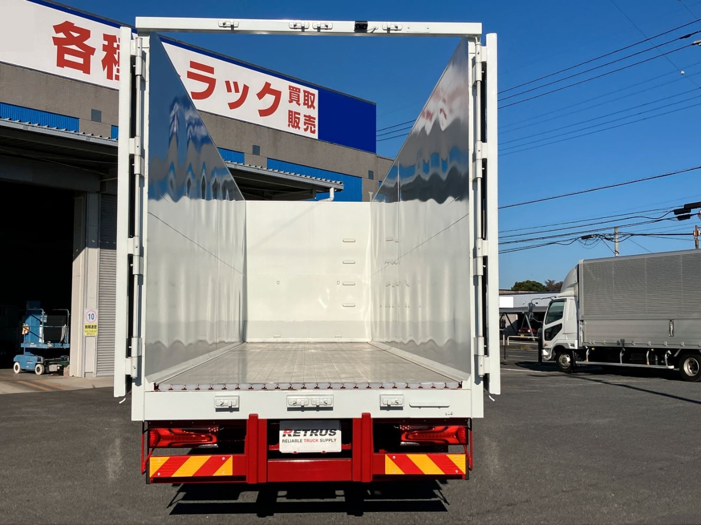 荷台全体の状態です。|三菱 スーパーグレート 2PG-FS80VZの写真9