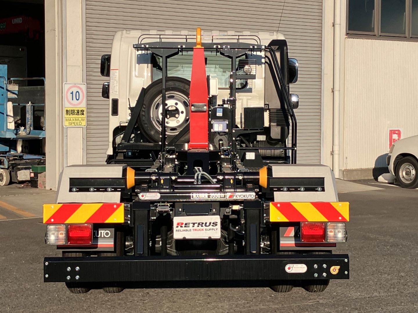 リヤ周りの状態です。|日野 レンジャー 2PG-FD2ABA(2WD)の写真7