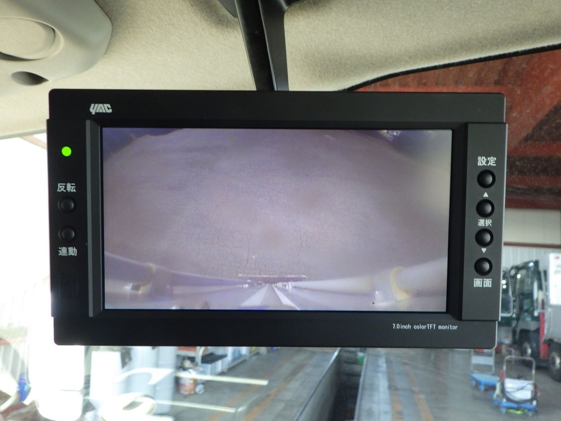 液晶バックモニター付きです。|トヨタ TKG-XZU710(2WD)の写真15