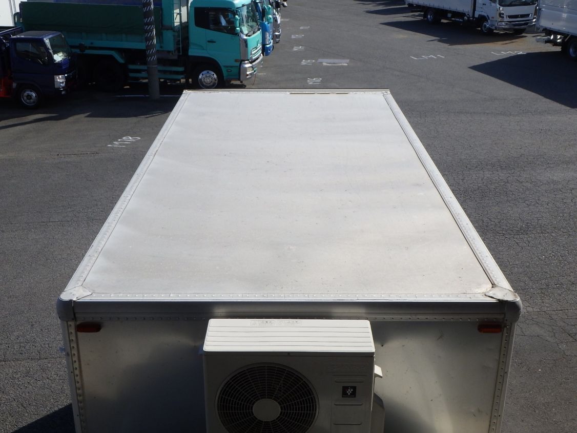 トヨタ TKG-XZU710(2WD)の写真20