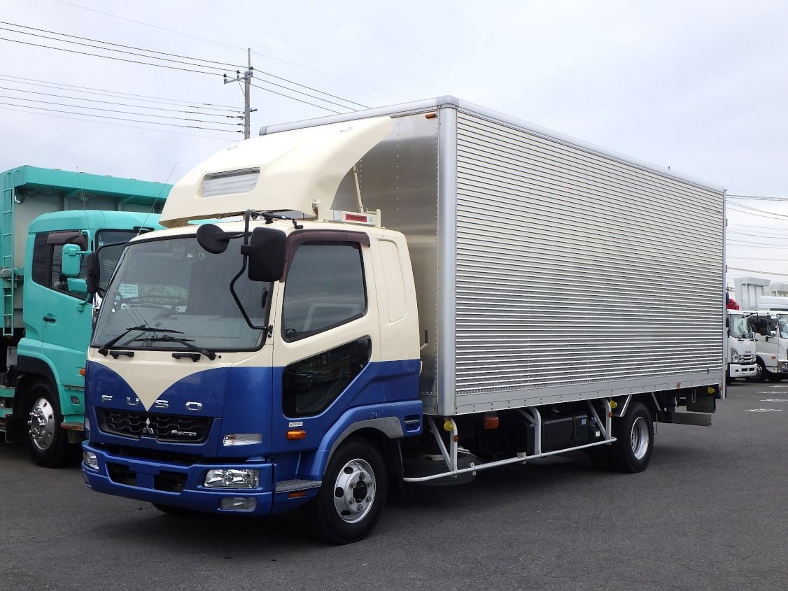 三菱 ファイター TKG-FK64F(2WD)の写真1